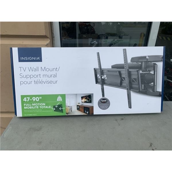 NEW INSIGNIA 47"-90" FULL MOTION TV MOUNT, RETAIL $199