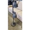 Image 2 : 6FT 3 HEAD FLOOR LIGHT