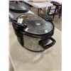 Image 5 : 2 CROCKPOT SLOW COOKERS