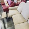 Image 3 : LA Z BOY ELECTRIC COUCH RECLINER