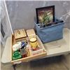 Image 1 : ASSORTED COLLECTIBLE ITEMS IN BAG AND TRAY