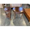 Image 1 : SMALL ROUND TABLE AND D TABLE
