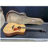 Image 1 : TAYLOR BIG BABY ACCOUSTIC GUITAR, IN SOFT CASE, MODEL BBT, PRISTINE CONDITION see main description