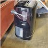 Image 3 : DELONGHI PORTABLE AIR CONDITIONER, WHEELS ARE BROKEN