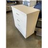Image 2 : 4 DRAWER DRESSER