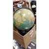 Image 2 : LARGE BGLASS DECORATIVE LIDDED VASE, 2 PLANT POTS AND VINTAGE GLOBE