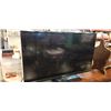 Image 2 : SAMSUNG 32" TV WITH REMOTE