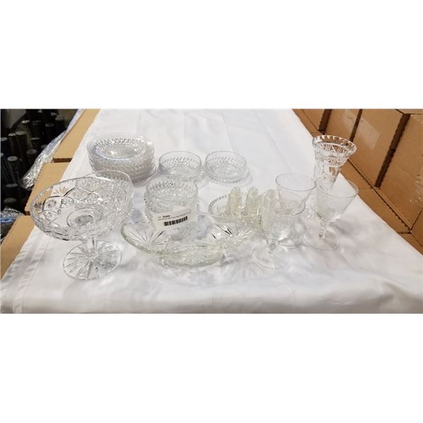 ASSORTED ANTIQUE AND PRESSED GLASS CRYSTAL ITEMS