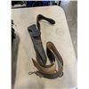 Image 2 : SUNSET TELECOMMUNICATIONS TESTER BAG WITH CONTENTS