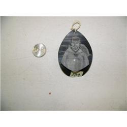 Beautiful scrimshawed portrait of Eskimo man and igloo in background by Oscar Sage (2)