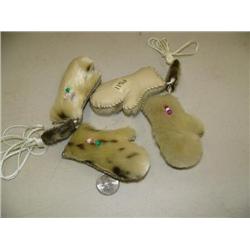 CHOICE on 4 sets of 2 mitten yo-yos by Maria Anariak (2)