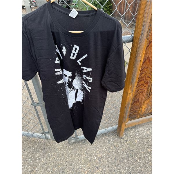 Andy black T-shirt large