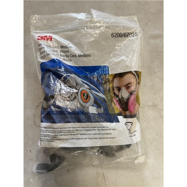 3M half face piece