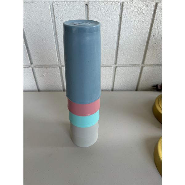 Tupperware cups