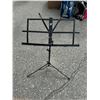 Image 2 : Music stand