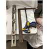Image 1 : Level square and clamp