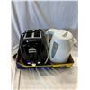 Image 1 : Toaster and Kettle