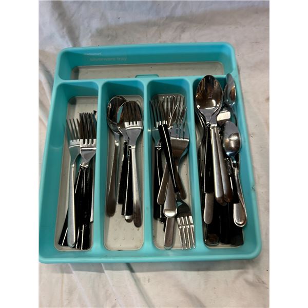 Cutlery in tray