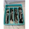 Image 1 : Cutlery in tray
