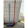 Image 1 : Brooms