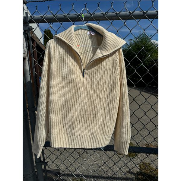 XL sweater