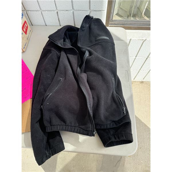 Porsche zip up jacket size not shown