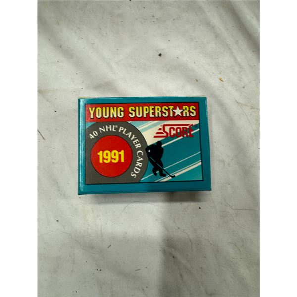 Score young superstars 19 9040 NHL player cards