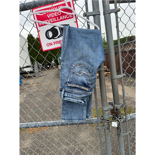 Silver jeans size 31/34