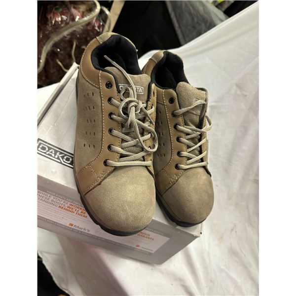 Dakota anti-slip size 11 E