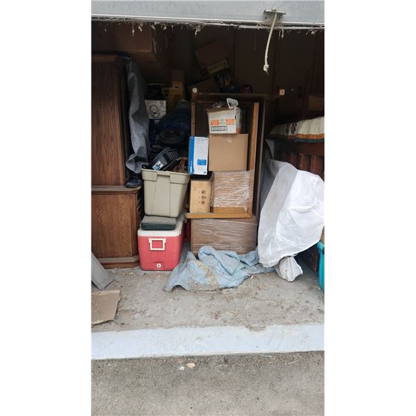 Storage locker contents unit 83 10x10