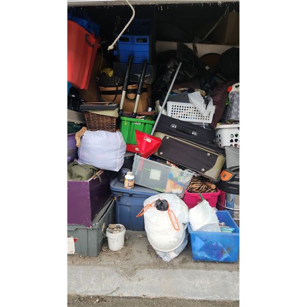 Storage locker contents unit 84 10X10