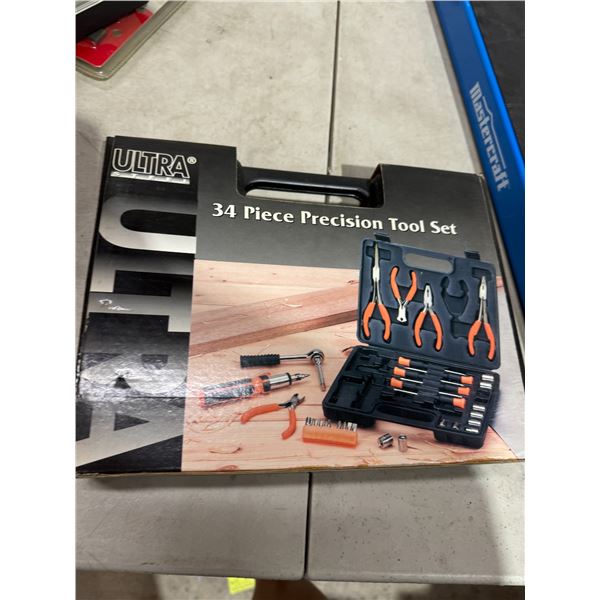 34 Piece precision tool set