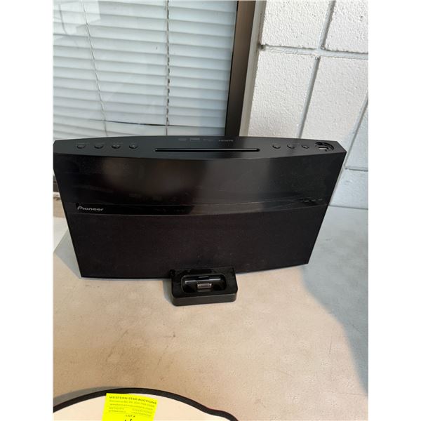 Pioneer DVD speaker system for iPod