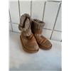 Image 1 : UGG boots size 1