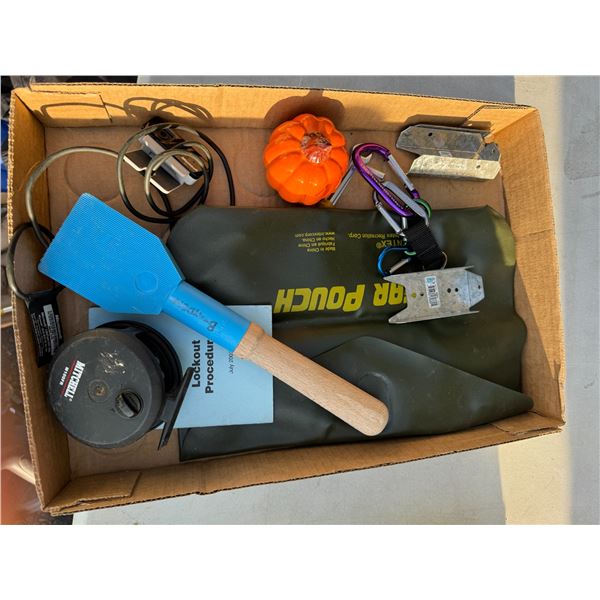Miscellaneous lot