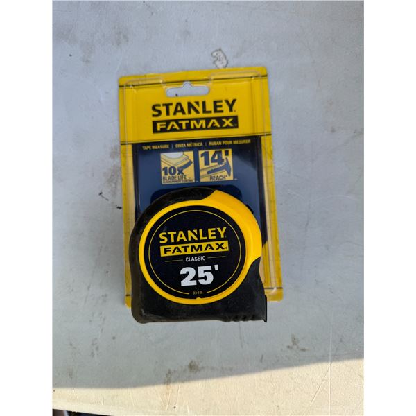 Stanley fat Max 25 foot tape measure
