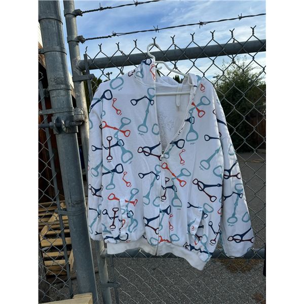 Zip up jacket size not shown