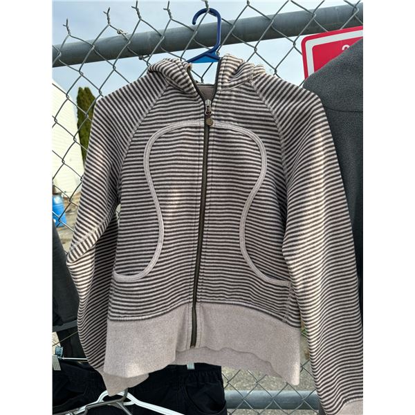 Lulu size 6