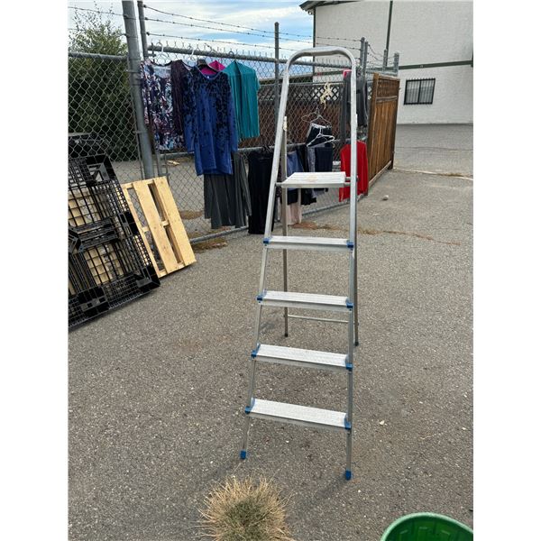 Ladder