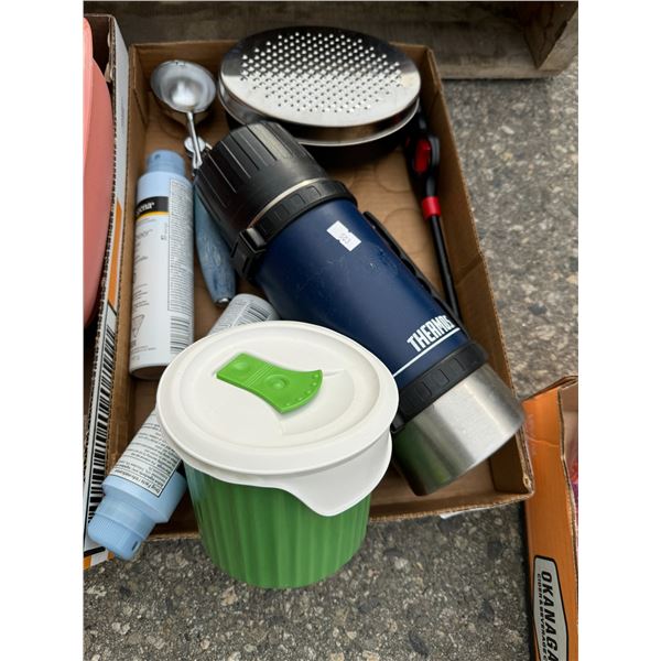 Thermos and other kitchen items