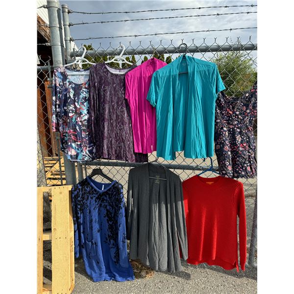 Assorted size ladies tops