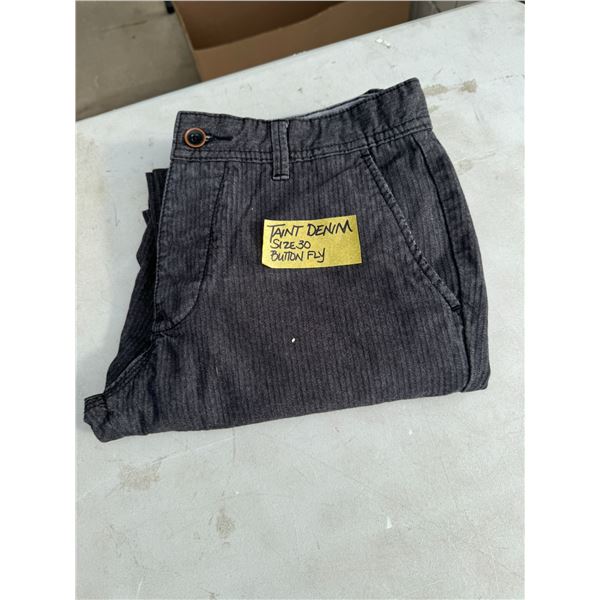 Taint denim size 30 button