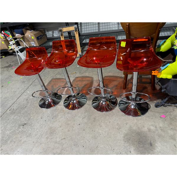 4 height adjusting stools