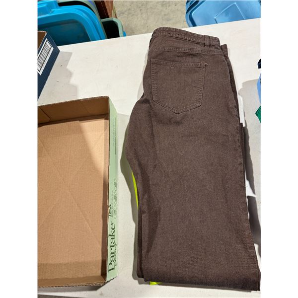 RW & CO pants size 34,32