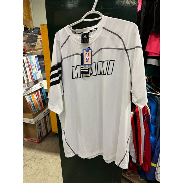 NWT jersey XL