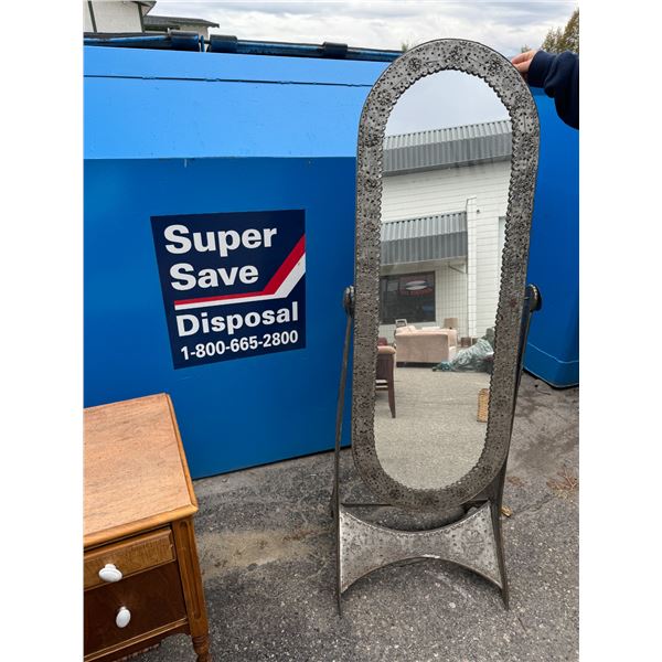 Standup mirror