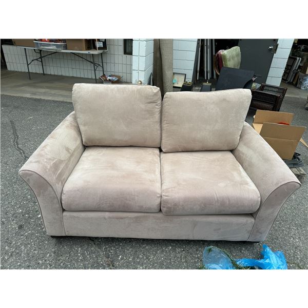 Loveseat