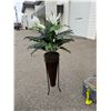 Image 1 : Artificial plant