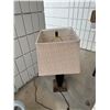 Image 2 : Table lamp