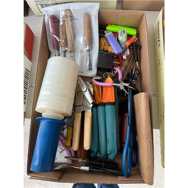 Miscellaneous lot, tools, lighters, etc.